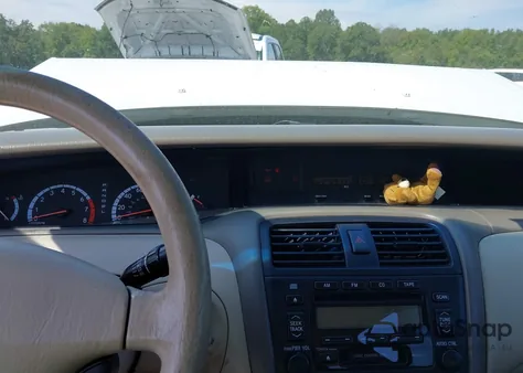 2000 Toyota Avalon Xl from USA, damaged, VIN 4T1BF28B2YU052593